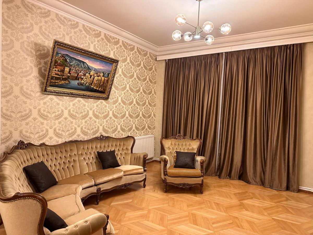 King Suite Apartment Ln Тбилиси Экстерьер фото