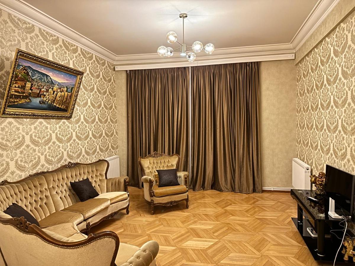 King Suite Apartment Ln Тбилиси Экстерьер фото