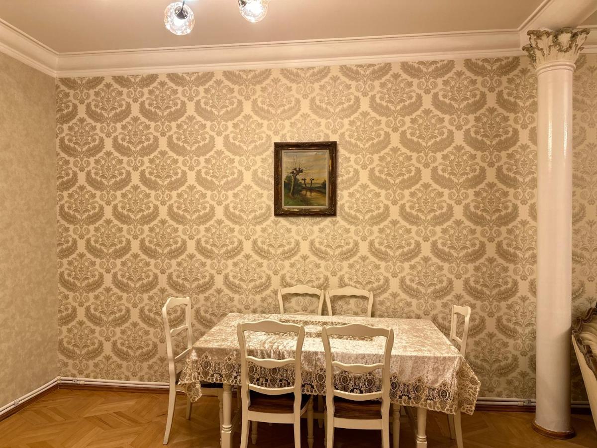 King Suite Apartment Ln Тбилиси Экстерьер фото